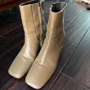 Club Monaco Boots